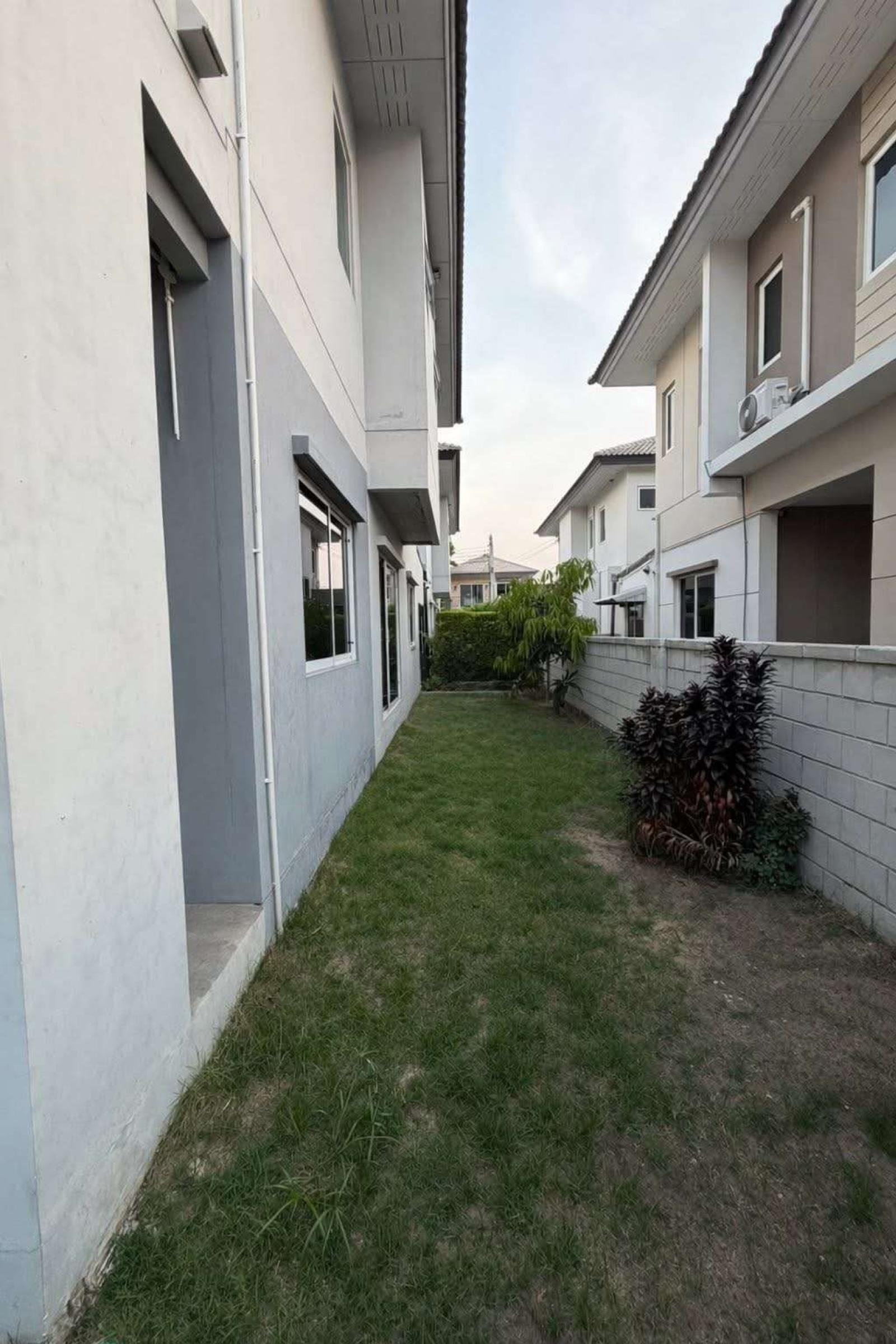 เซนโทร สุขสวัสดิ์ - พระราม 3 / 3 ห้องนอน (ขายพร้อมผู้เช่า), Centro Suksawat – Rama 3 / 3 Bedrooms (SALE WITH TENANT) BNS191