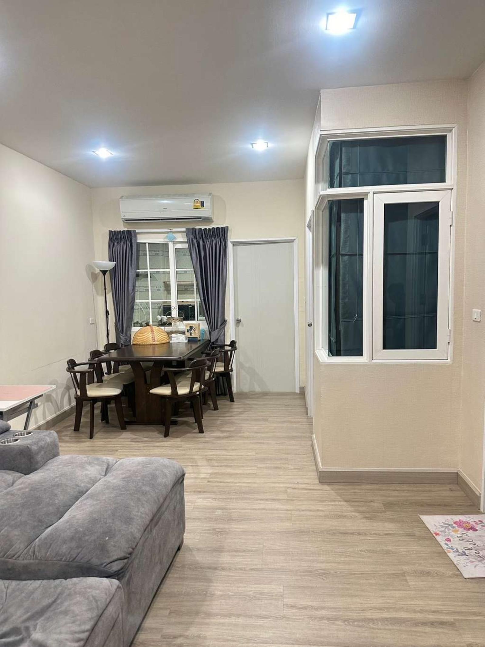 โกลเด้น ทาวน์ 3 บางนา - สวนหลวง / 4 ห้องนอน (ขายพร้อมผู้เช่า), Golden Town 3 Bangna - Suanluang / 4 Bedrooms (SALE WITH TENANT) DA021