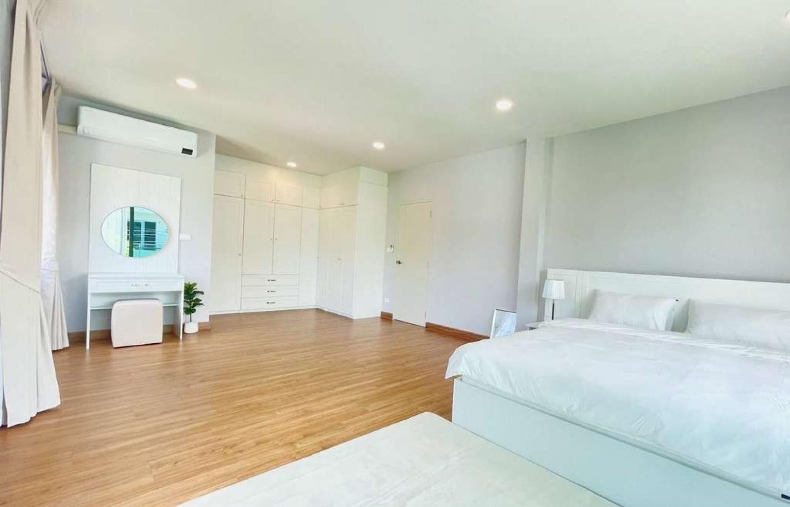 เซนโทร บางนา / 4 ห้องนอน (ให้เช่า), Centro Bangna / 4 Bedrooms (FOR RENT) DA045