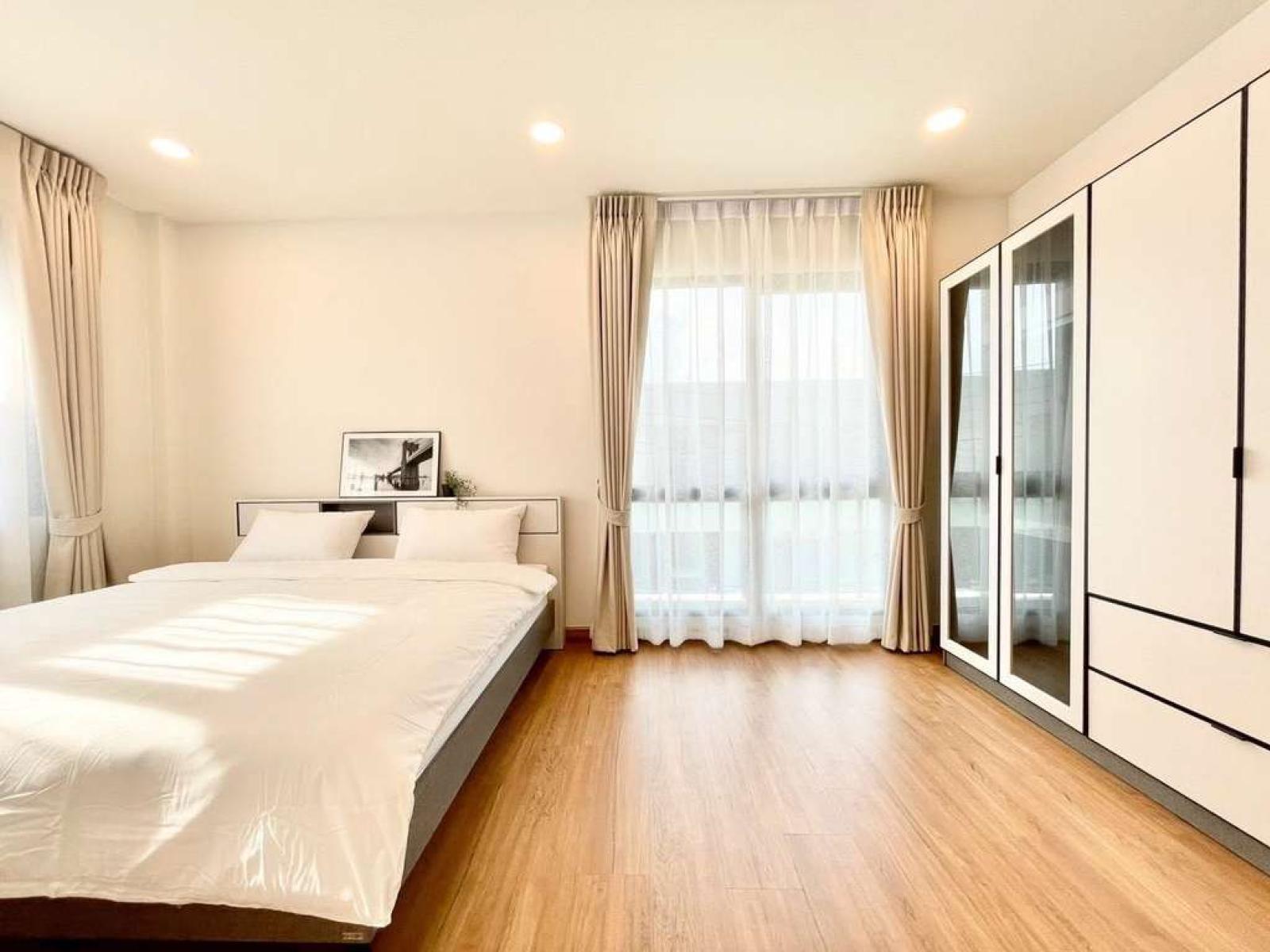 เซนโทร บางนา / 4 ห้องนอน (ให้เช่า), Centro Bangna / 4 Bedrooms (FOR RENT) DA045
