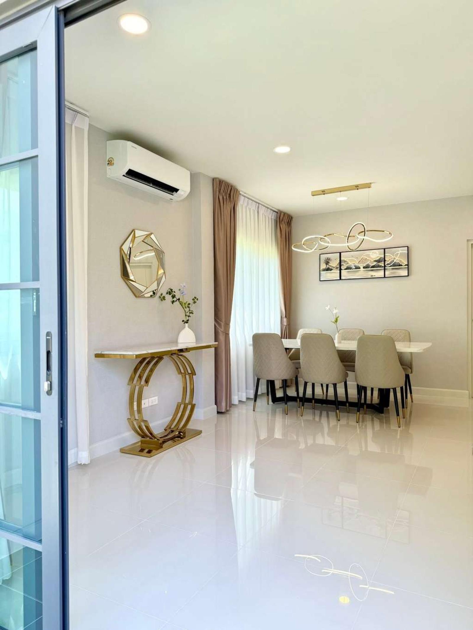 เซนโทร บางนา / 4 ห้องนอน (ให้เช่า), Centro Bangna / 4 Bedrooms (FOR RENT) DA046