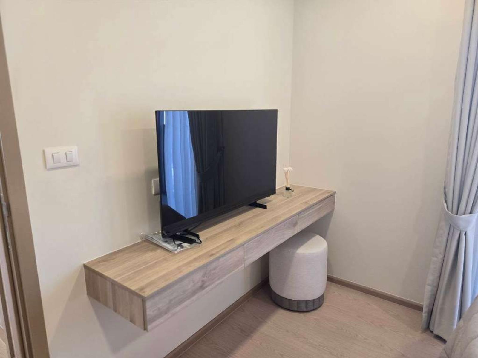 THE BASE URBAN RAMA 9 / 2 Bedrooms (SALE WITH TENANT), เดอะ เบส เออเบิร์น พระราม 9 / 2 ห้องนอน (ขายพร้อมผู้เช่า) JSMN383