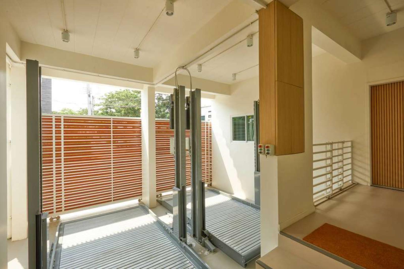 โฮม ออฟฟิศ ซอยเมืองแก้ว 14 / 4 ห้องนอน (ให้เช่า), Home office, Soi Muang Kaew 14 / 4 Bedrooms (FOR RENT) DA001