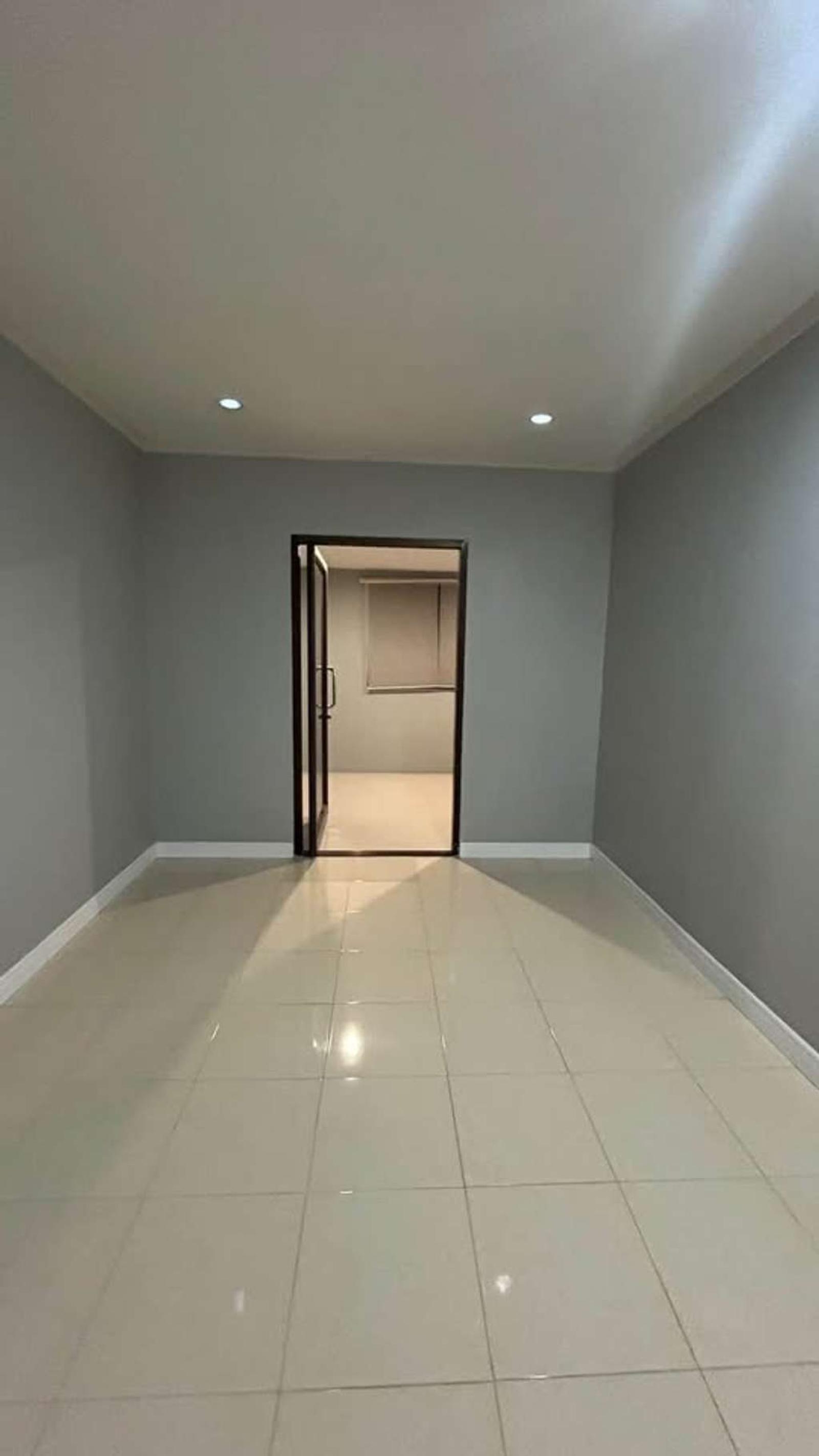 นิรันดร์วิลล์ 4 / 3 ห้องนอน (ขายพร้อมผู้เช่า), Nirun Ville 4 / 3 Bedrooms (SALE WITH TENANT) DA005