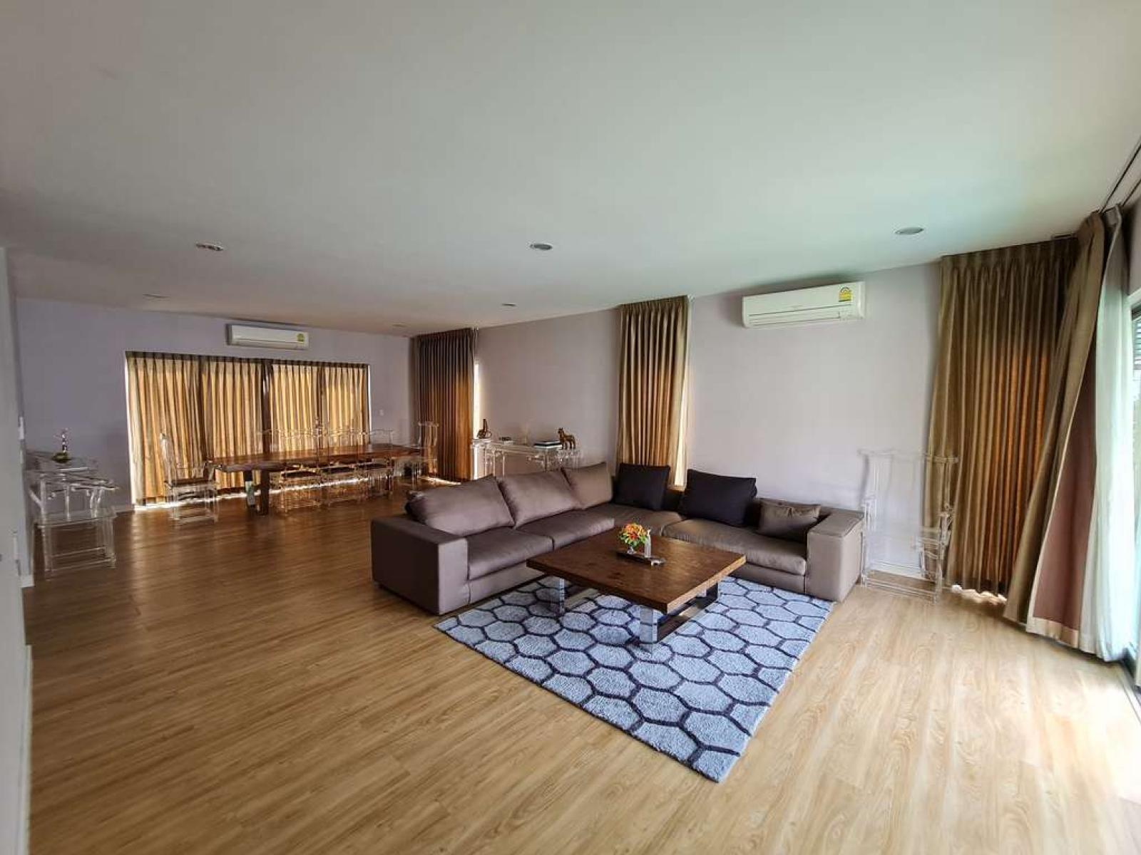บ้านเดี่ยว ซอย รามคำแหง 24 แยก 24 / 3 ห้องนอน (ขาย), Detached house, Soi Ramkhamhaeng 24, Intersection 24. / 3 Bedrooms (FOR SALE) BZD245