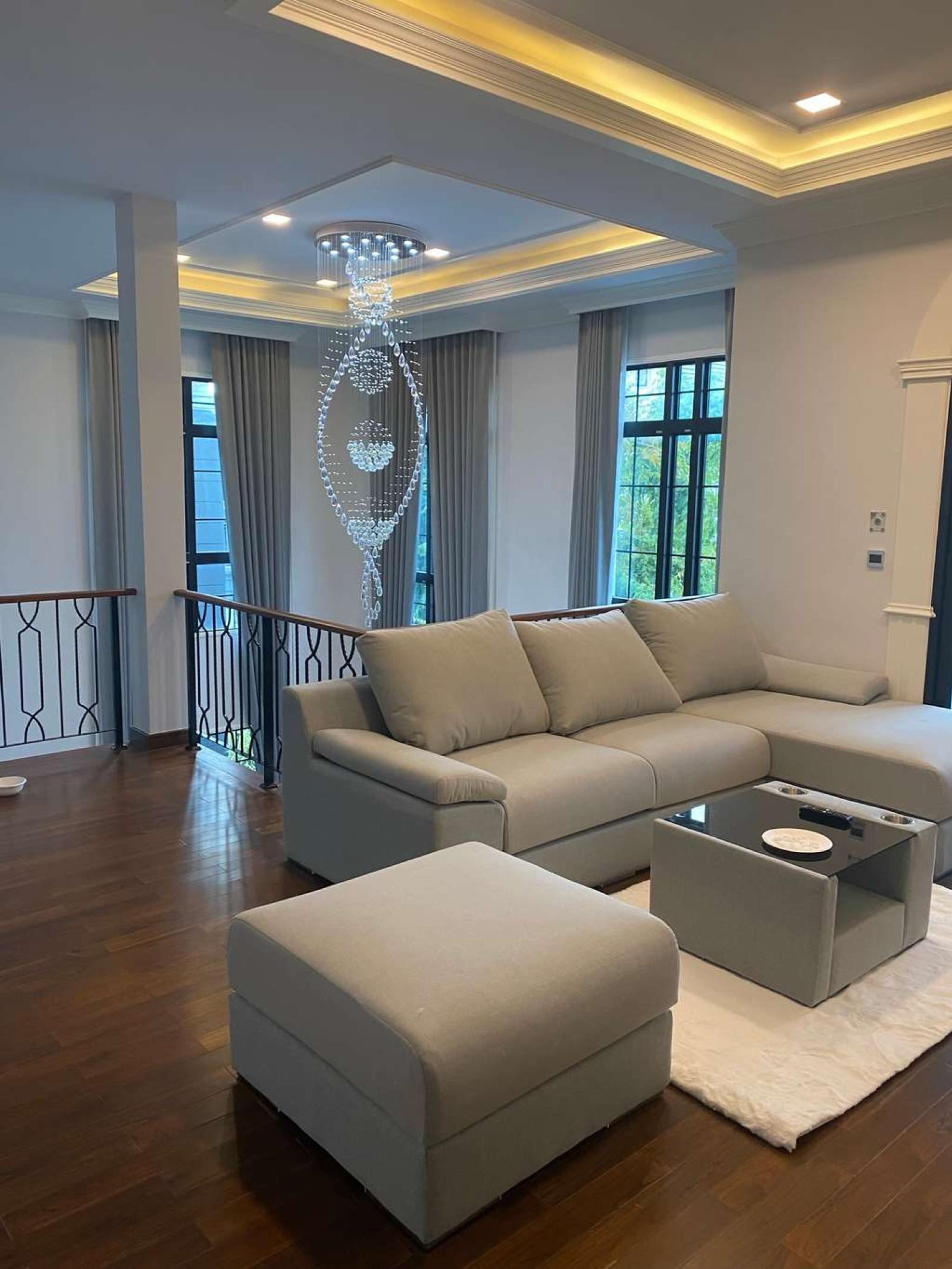 เดอะ พาลาซโซ่ ศรีนครินทร์ / 4 ห้องนอน (ขายพร้อมผู้เช่า), The Palazzo Srinakarin / 4 Bedrooms (SALE WITH TENANT) POON305