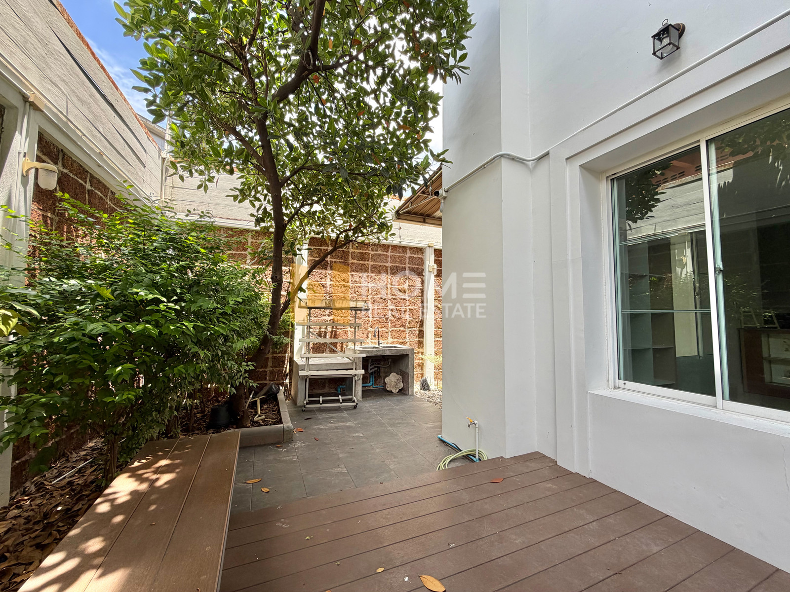 บ้านกลางกรุง เดอะ นีซ รัชวิภา / 3 ห้องนอน (ให้เช่า), Baan Klang Krung The Nice Ratchavipha / 3 Bedrooms (FOR RENT) BNS194