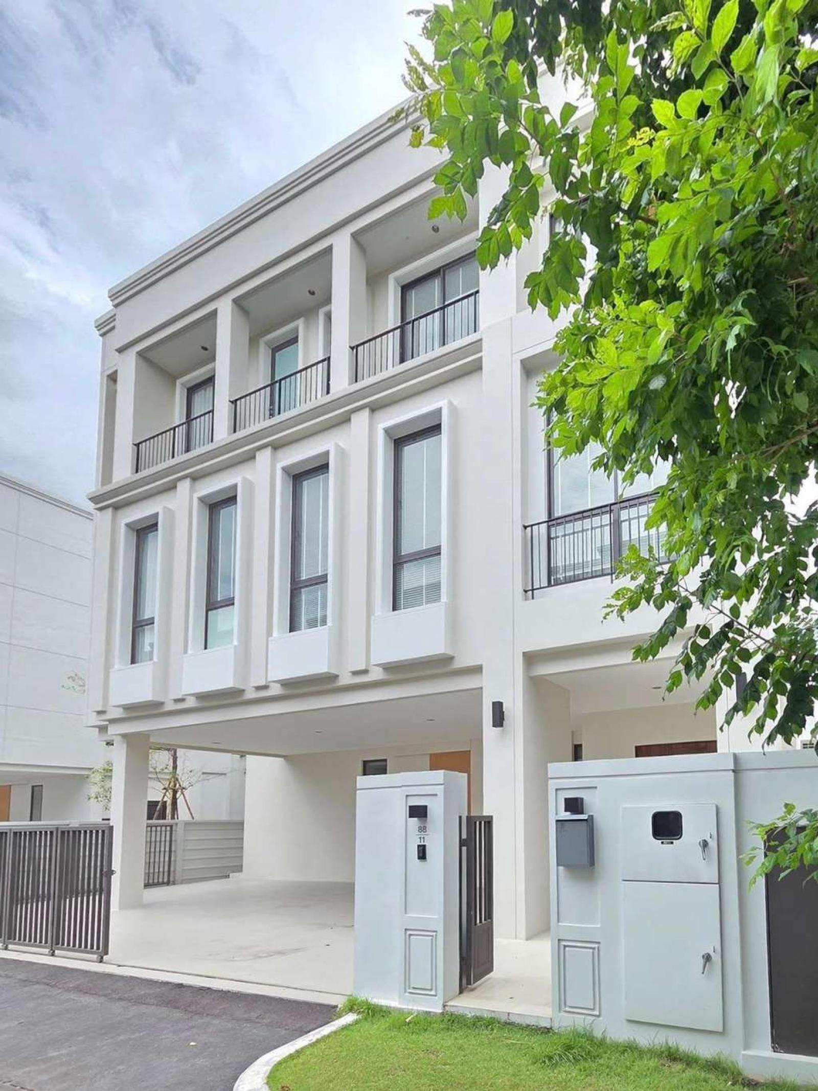 แอร์รี่ ศรีนครินทร์ - กรุงเทพกรีฑา / 5 ห้องนอน (ให้เช่า), AERIE Srinakarin - Krungthepkreetha / 5 Bedrooms (FOR RENT) BZD247