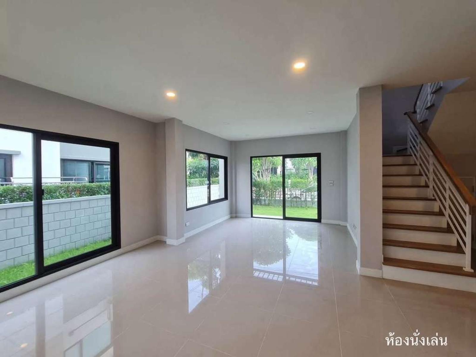 เซนโทร บางนา กม.7 / 4 ห้องนอน (ขาย), Centro Bangna km.7 / 4 Bedrooms (FOR SALE) DA081