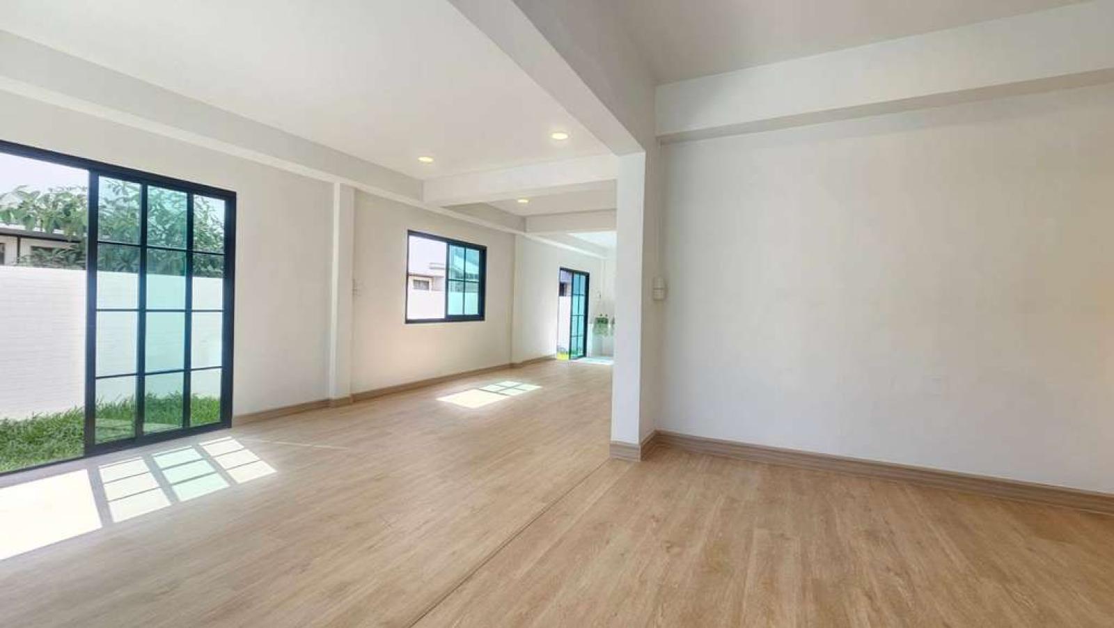 บ้าน ซอยลาซาล 29 / 4 ห้องนอน (ขาย), House on Soi Lasalle 29 / 4 Bedrooms (FOR SALE) DA082
