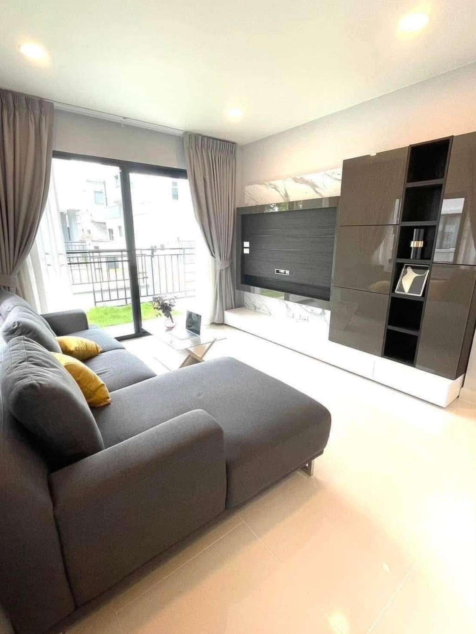 เซนโทร บางนา / 3 ห้องนอน (ให้เช่า), Centro Bangna / 3 Bedrooms (FOR RENT) DA085