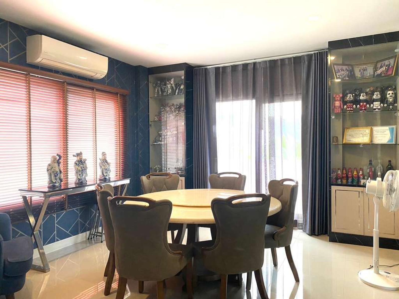 เซนโทร รามอินทรา - จตุโชติ / 4 ห้องนอน (ขาย), CENTRO RAMINDRA - CHATUCHOT / 4 Bedrooms (FOR SALE) TAN905
