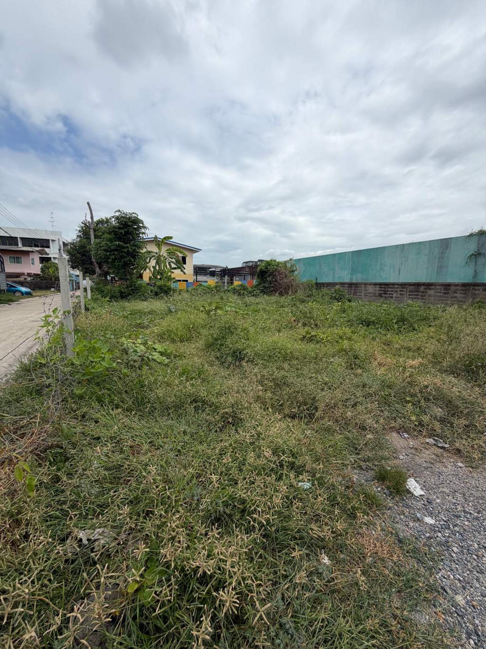 ที่ดิน 104 ตร.ว. แบริ่ง 13 / 1 งาน 4 ตร.วา (ขาย), Land plot of 104 square wah, Bearing 13. / 4 Square Wa (FOR SALE) DA089