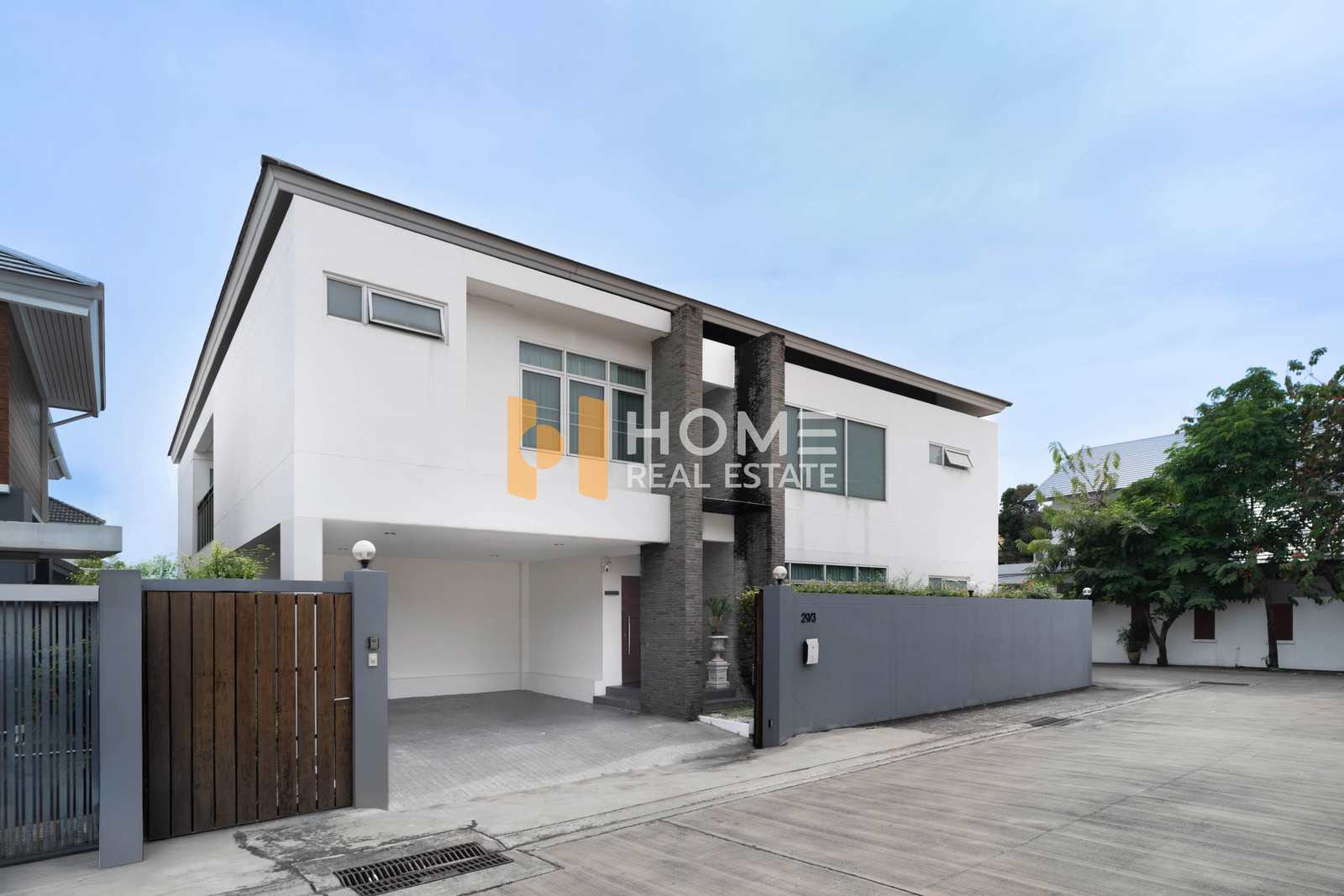 Rare Unit ❤️‍🔥✨ บ้านหรู พร้อมสระส่วนตัว | หมู่บ้านธารารมณ์ รามคำแหง ซอย 9 | PALM442