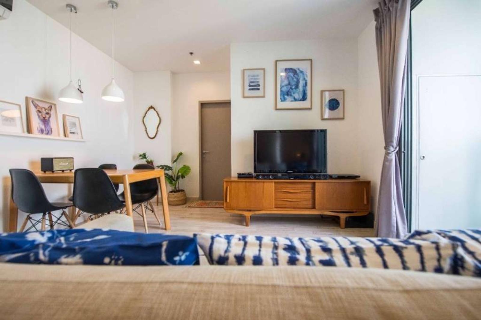 Ideo Mobi Sukhumvit 40 / 2 Bedrooms (SALE WITH TENANT), ไอดีโอ โมบิ สุขุมวิท 40 / 2 ห้องนอน (ขายพร้อมผู้เช่า) PYN212