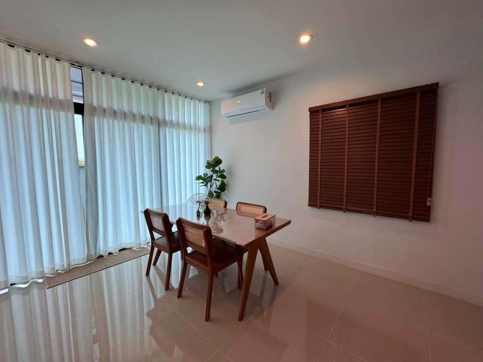โคโม่ โบทานิก้า 2 บางนา / 3 ห้องนอน (ให้เช่า), Como Botanica 2 Bangna / 3 Bedrooms (FOR RENT) DA104