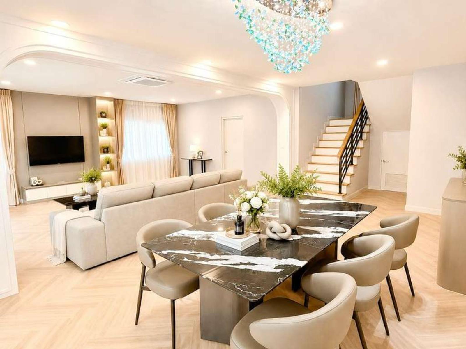เซนโทร บางนา เฟส 2 / 4 ห้องนอน (ให้เช่า), Centro Bangna Phase 2 / 4 Bedrooms (FOR RENT) DA098