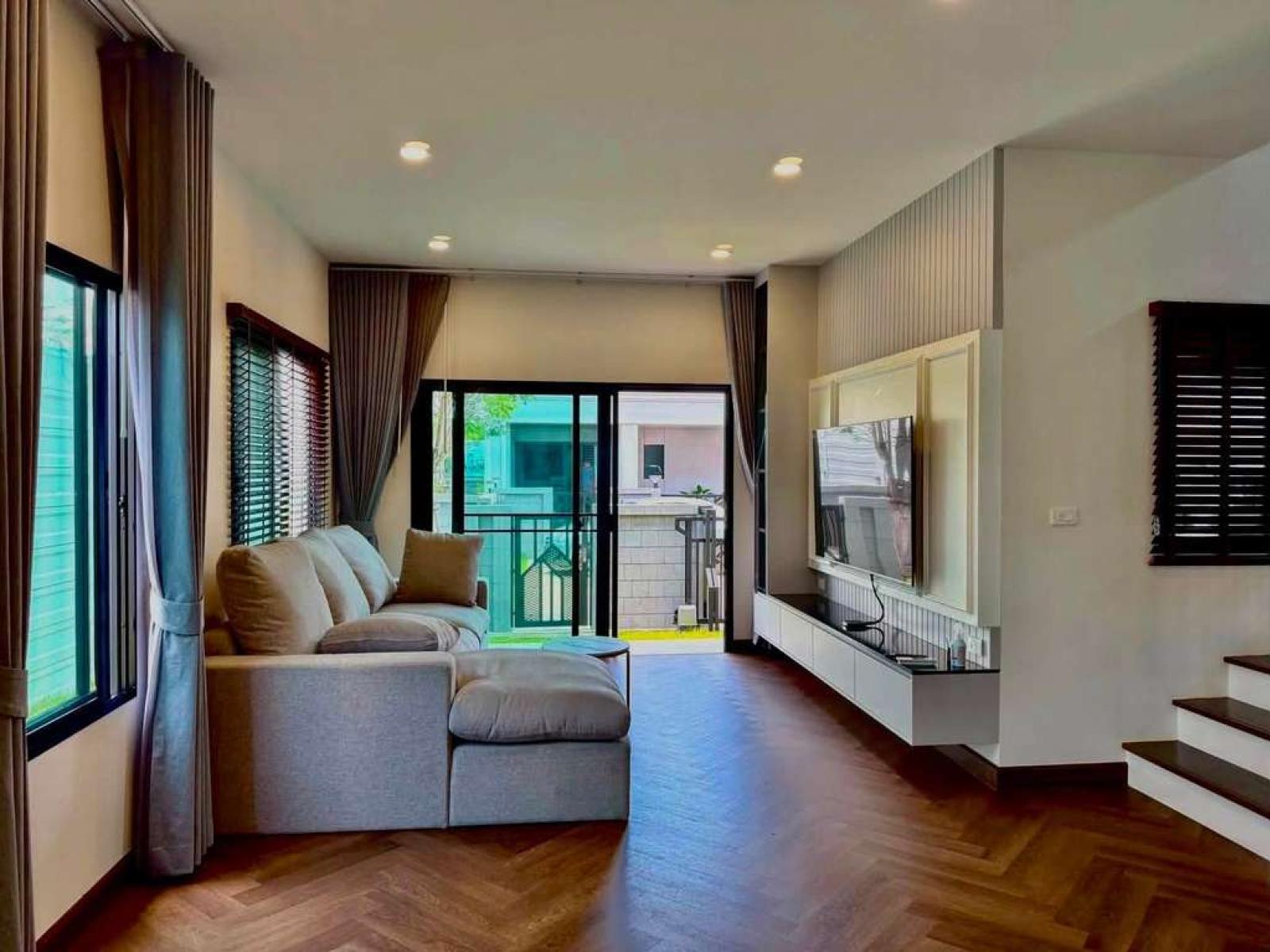 บริทาเนีย บางนา - ศรีวารี / 4 ห้องนอน (ให้เช่า), Britania Bangna - Srivaree / 4 Bedrooms (FOR RENT) DA099