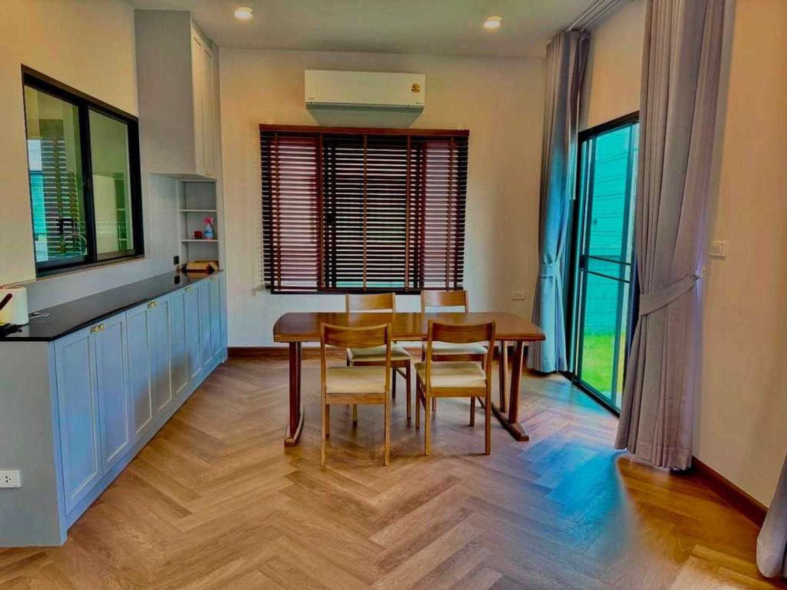 บริทาเนีย บางนา - ศรีวารี / 4 ห้องนอน (ให้เช่า), Britania Bangna - Srivaree / 4 Bedrooms (FOR RENT) DA099