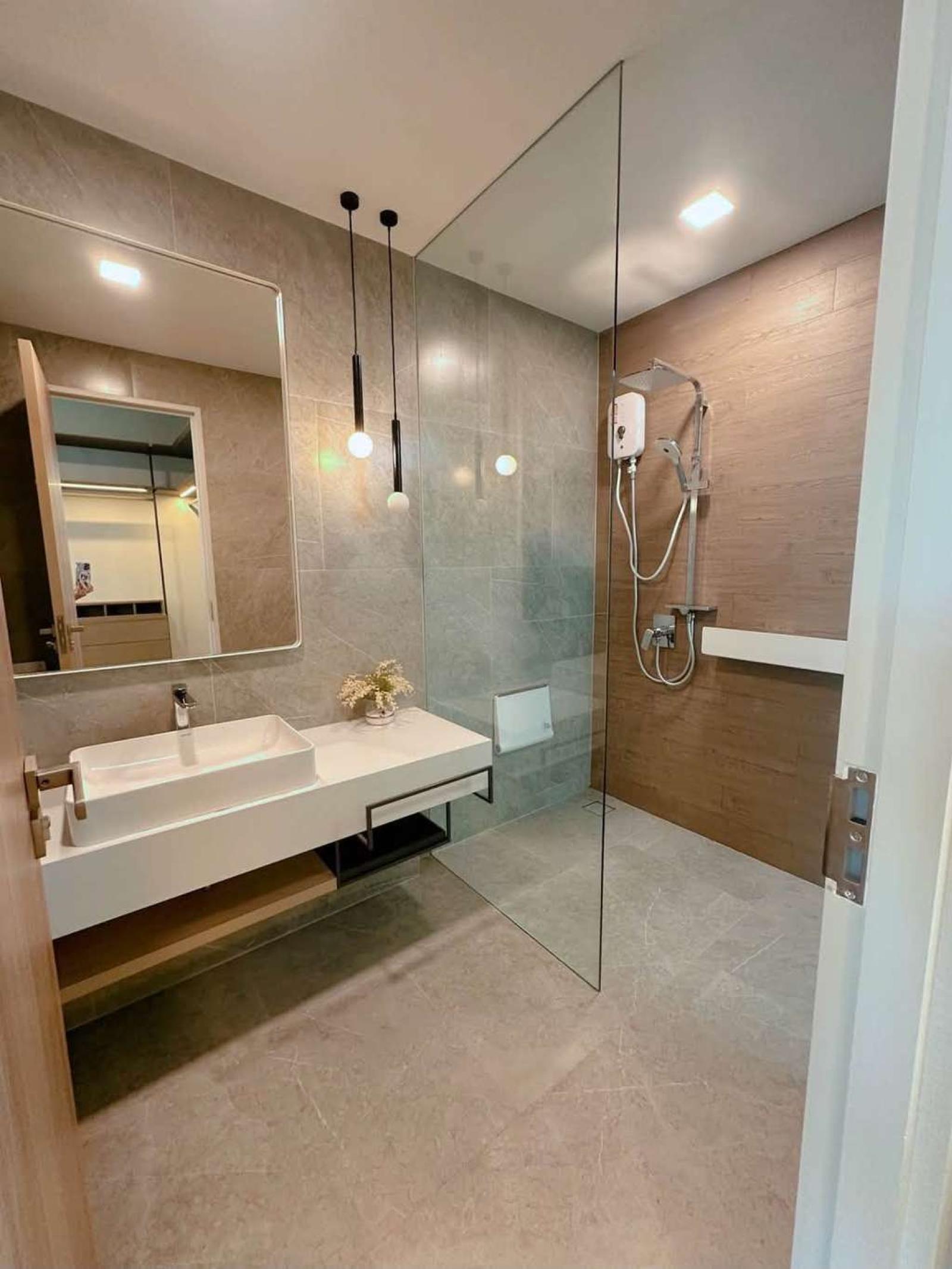 มัณฑนา บางนา กม.15 / 4 ห้องนอน (ให้เช่า), MANTANA Bangna km 15 / 4 Bedrooms (FOR RENT) DA112