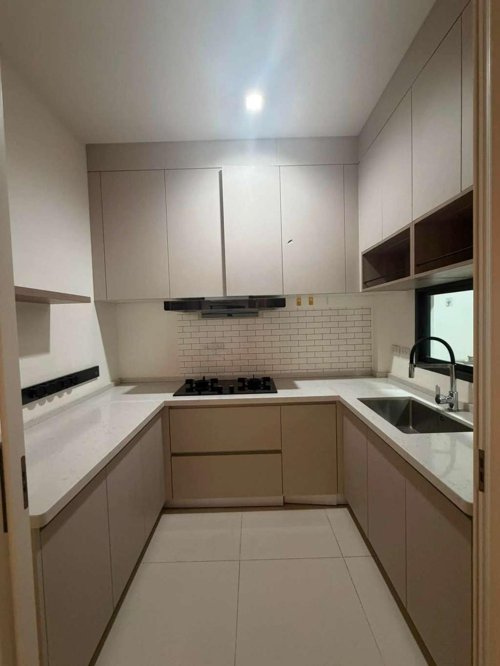 บางกอก บูเลอวาร์ด บางนา - ศรีนครินทร์ / 3 ห้องนอน (ขาย), Bangkok Boulevard Bangna - Srinakarin / 3 Bedrooms (FOR SALE) DA113