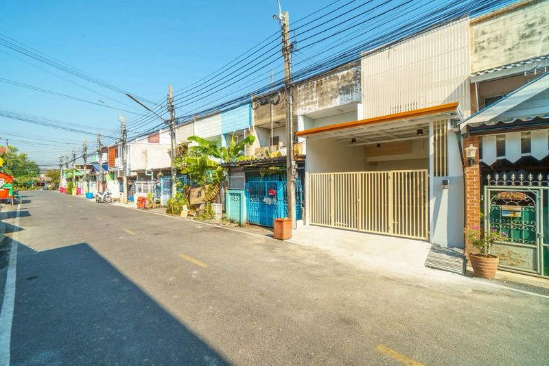 หมู่บ้านธารทอง 2 / 3 ห้องนอน (ขาย), Thanthong Village 2 / 3 Bedrooms (FOR SALE) EARK083