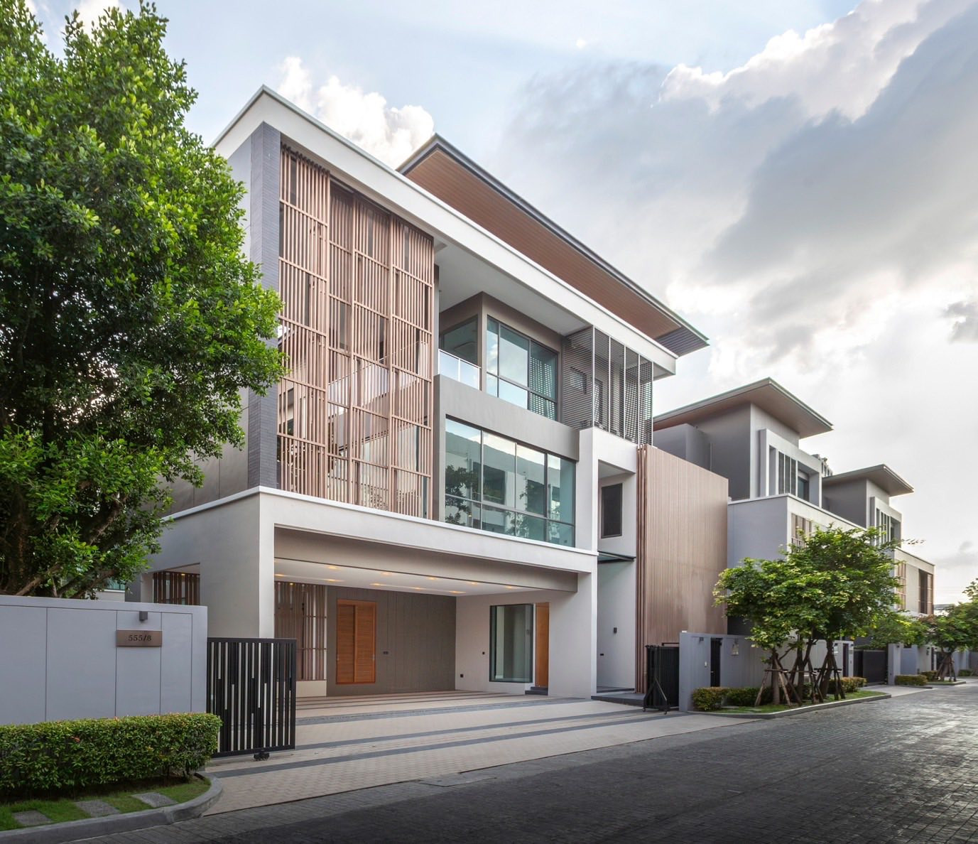 เดอะ เจนทริ วิภาวดี / 5 ห้องนอน (ขาย), The Gentry Vibhavadi / 5 Bedrooms (FOR SALE) BNS221