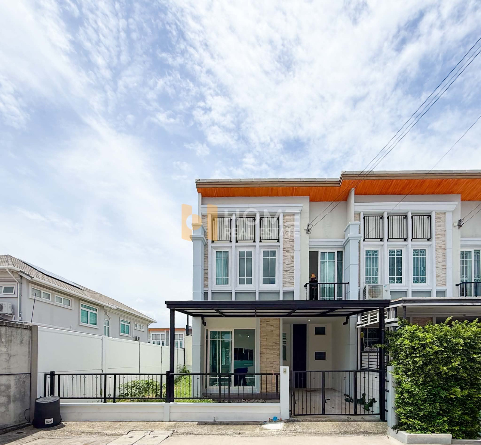โกลเด้นทาวน์ 2 ปิ่น กล้า จรัญสนิทวงศ์ / 4 ห้องนอน (ขาย), Golden Town 2 Pinklao Charansanitwong / 4 Bedrooms (FOR SALE) BALL432