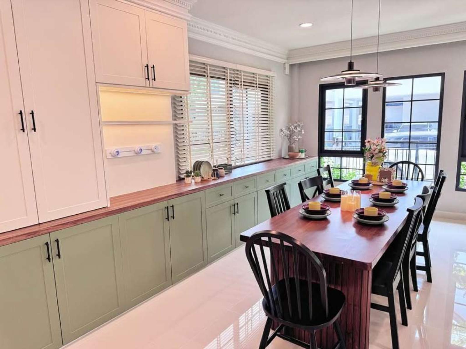 เซนโทร บางนา เฟส 2 / 4 ห้องนอน (ให้เช่า), Centro Bangna Phase 2 / 4 Bedrooms (FOR RENT) DA130