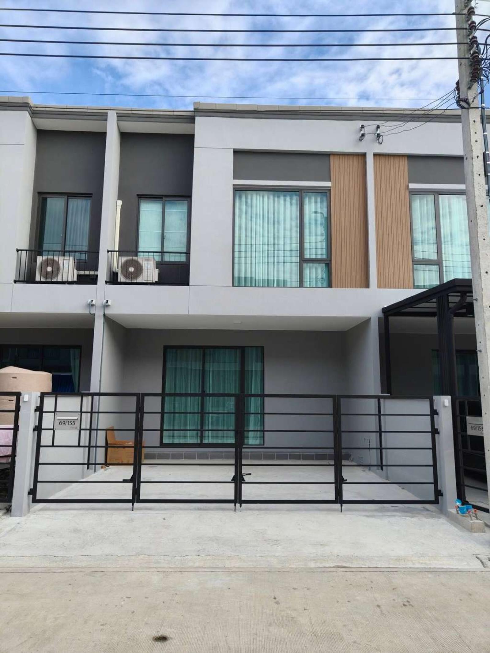 พลีโน่ สุขุมวิท - บางนา 2 / 3 ห้องนอน (ขายพร้อมผู้เช่า), Pleno Sukhumvit - Bangna 2 / 3 Bedrooms (SALE WITH TENANT) DA143