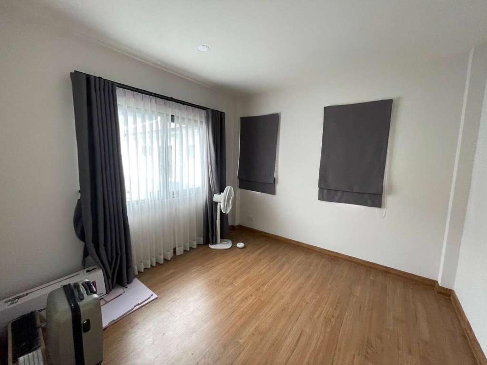 เซนโทร ราชพฤกษ์ 345 / 4 ห้องนอน (ขาย), Centro Ratchaphruek 345 / 4 Bedrooms (FOR SALE) FAIR058