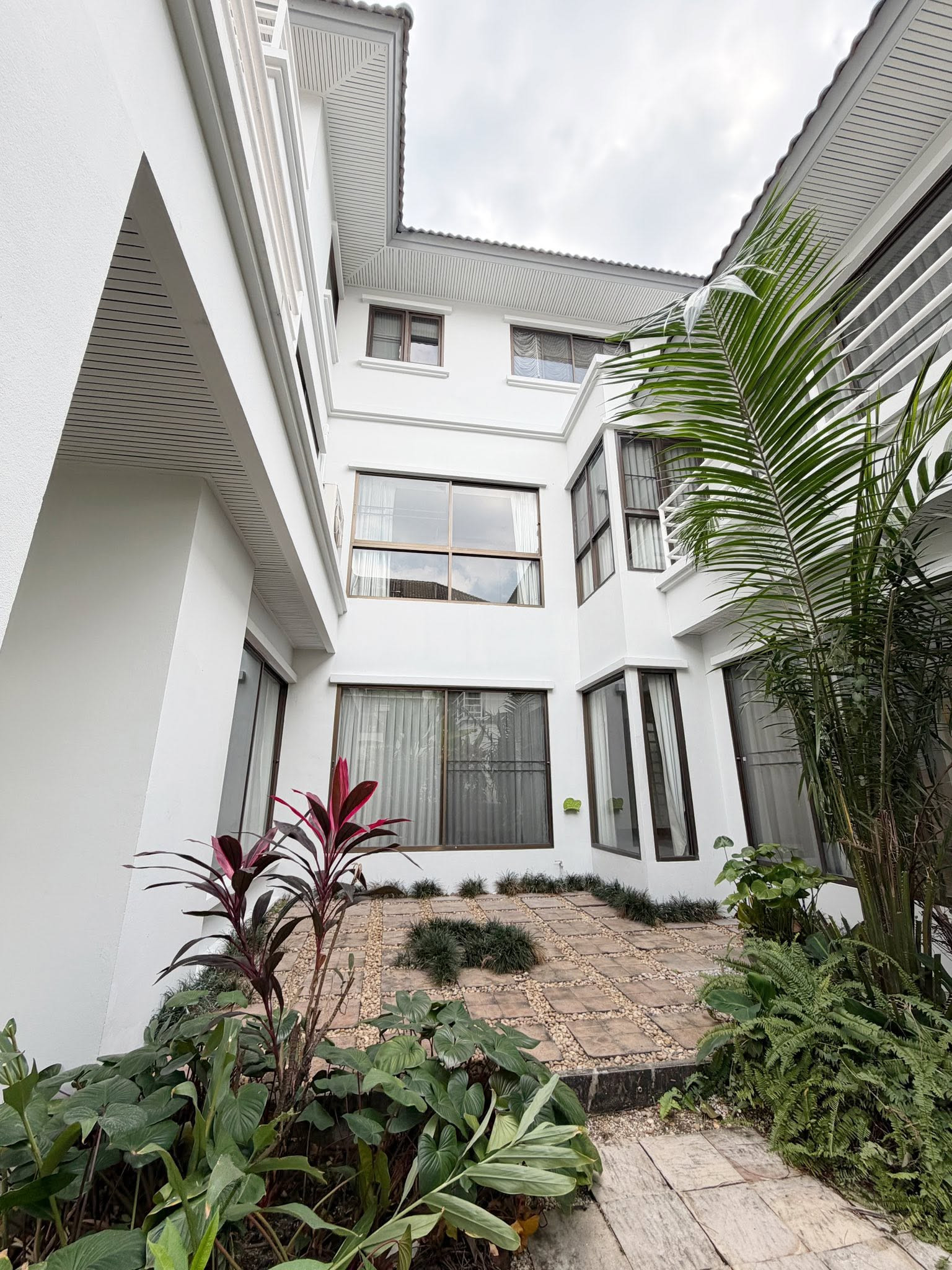 ธารารมณ์ หัวหมาก / 4 ห้องนอน (ขาย), Tararom Huamark / 4 Bedrooms (FOR SALE) BZD262