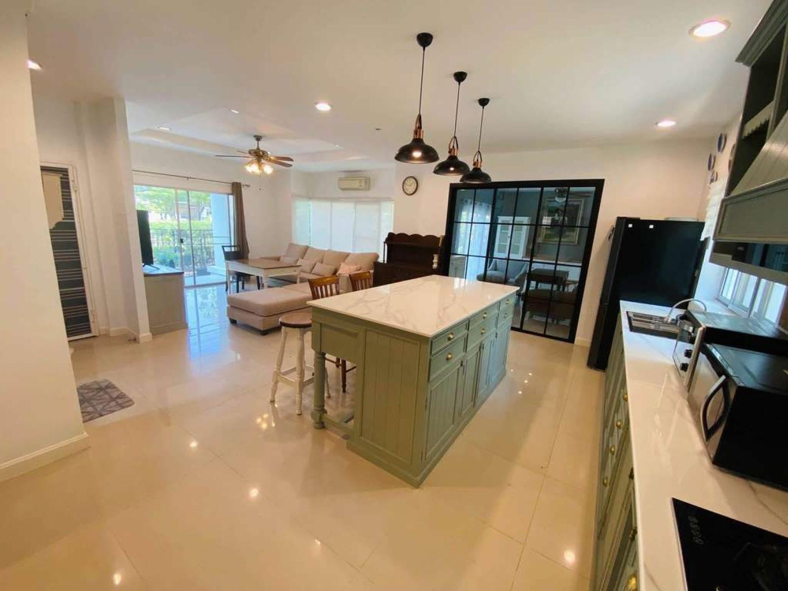 เดอะ เซนโทร สุขุมวิท 113 / 4 ห้องนอน (ให้เช่า), The Centro Sukhumvit 113 / 4 Bedrooms (FOR RENT) PSRN015