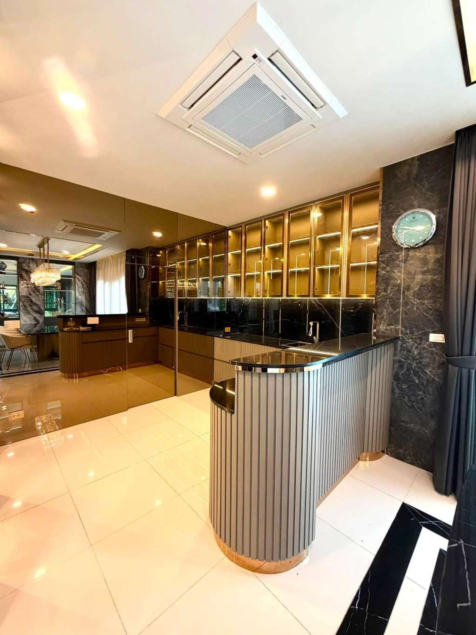เดอะ ซิตี้ ปิ่นเกล้า - บรมฯ 2 / 5 ห้องนอน (ขาย), The City Pinklao - Borom 2 / 5 Bedrooms (FOR SALE) BALL451