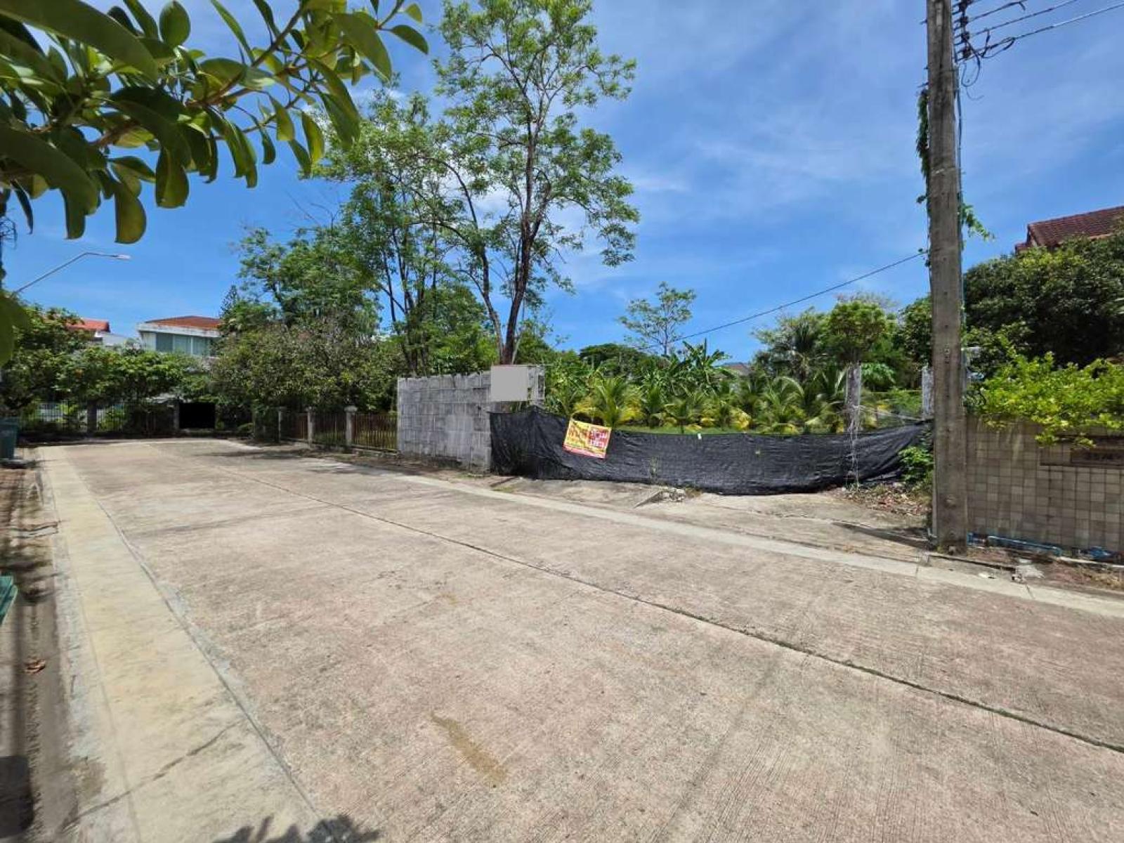 ลดาวัลย์ - ศรีนครินทร์ / 118 ตร.วา (ขาย), Ladawan - Srinakarin / 118 Square Wa (FOR SALE) DA226