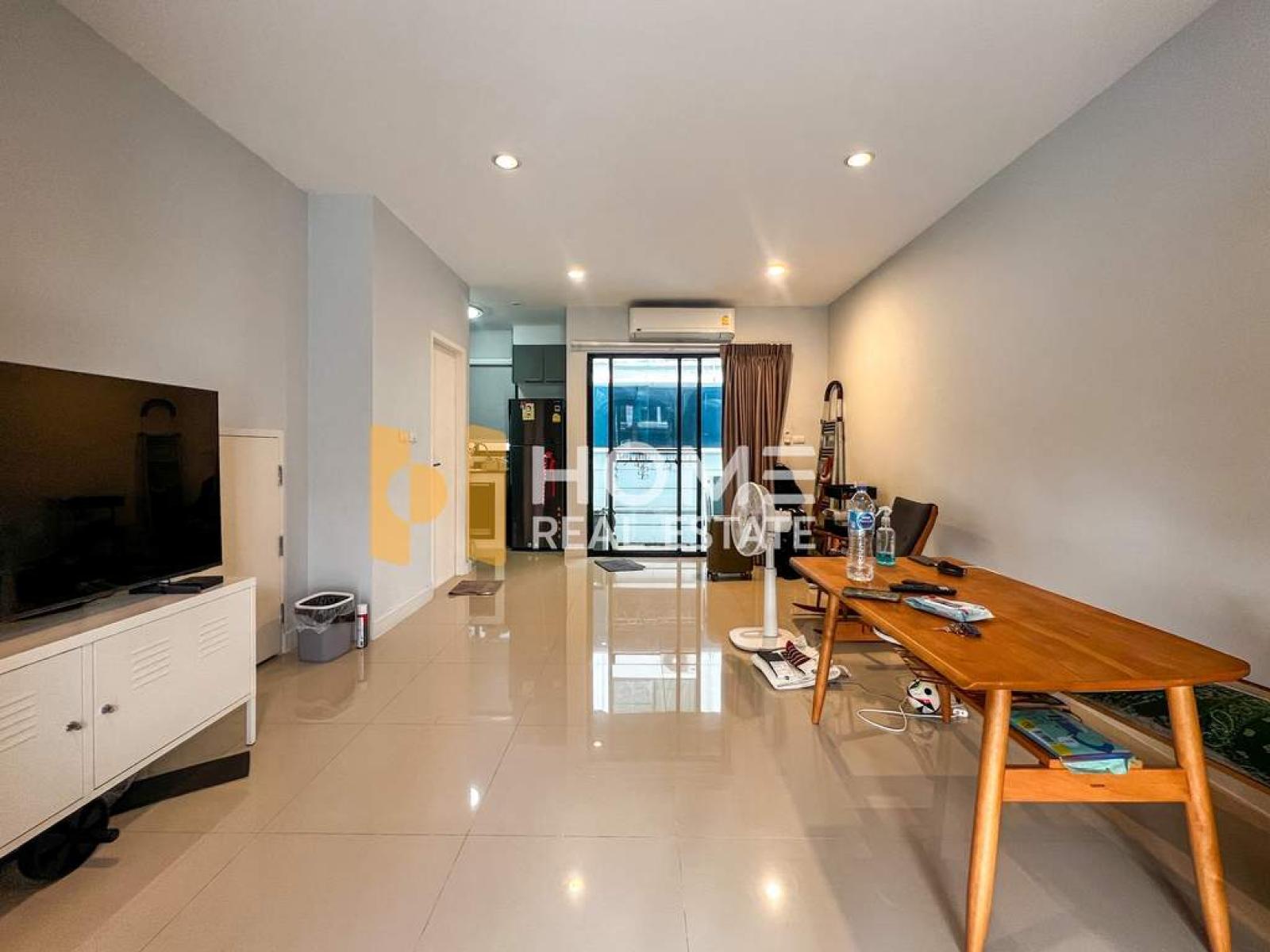 บ้านกลางเมือง พระราม 9 - รามคำแหง / 3 ห้องนอน (ขาย), Baan Klang Muang Rama 9 - Ramkhamhaeng / 3 Bedrooms (FOR SALE) BZD271