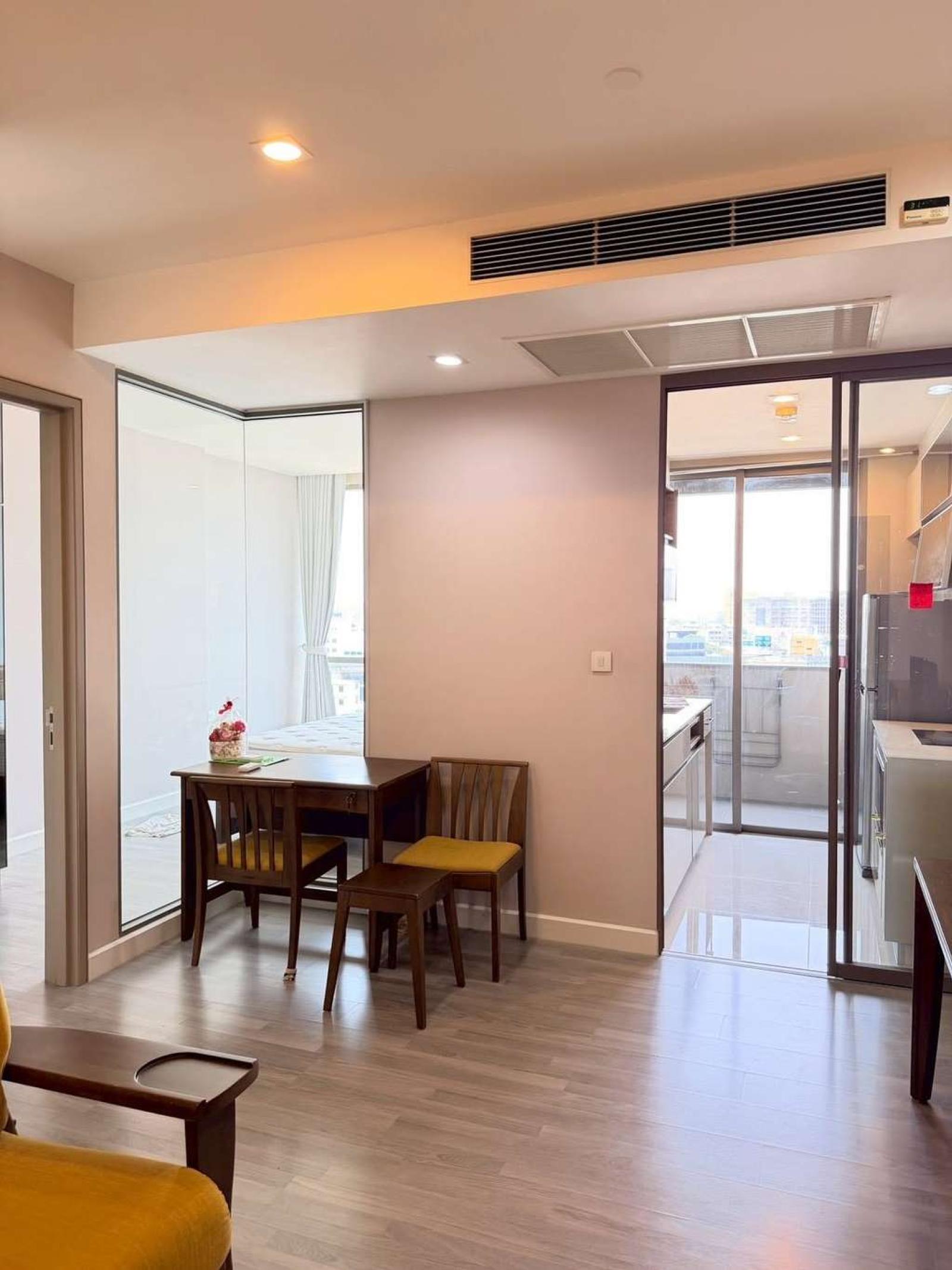 The Room Rama 4 / 1 Bedroom (SALE WITH TENANT), เดอะรูม พระราม 4 / 1 ห้องนอน (ขายพร้อมผู้เช่า) FAHH016