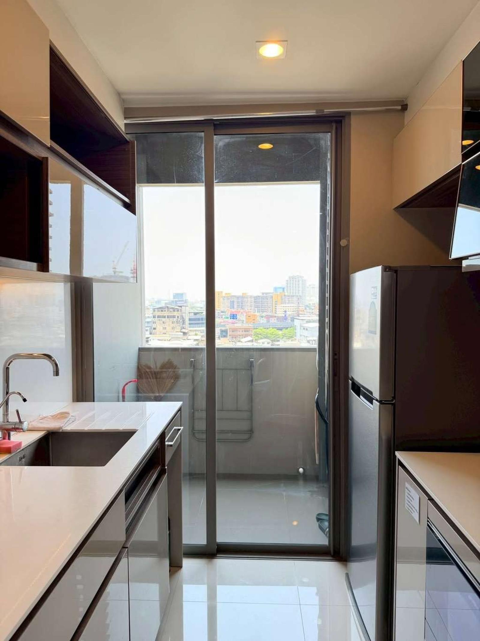 The Room Rama 4 / 1 Bedroom (SALE WITH TENANT), เดอะรูม พระราม 4 / 1 ห้องนอน (ขายพร้อมผู้เช่า) FAHH016