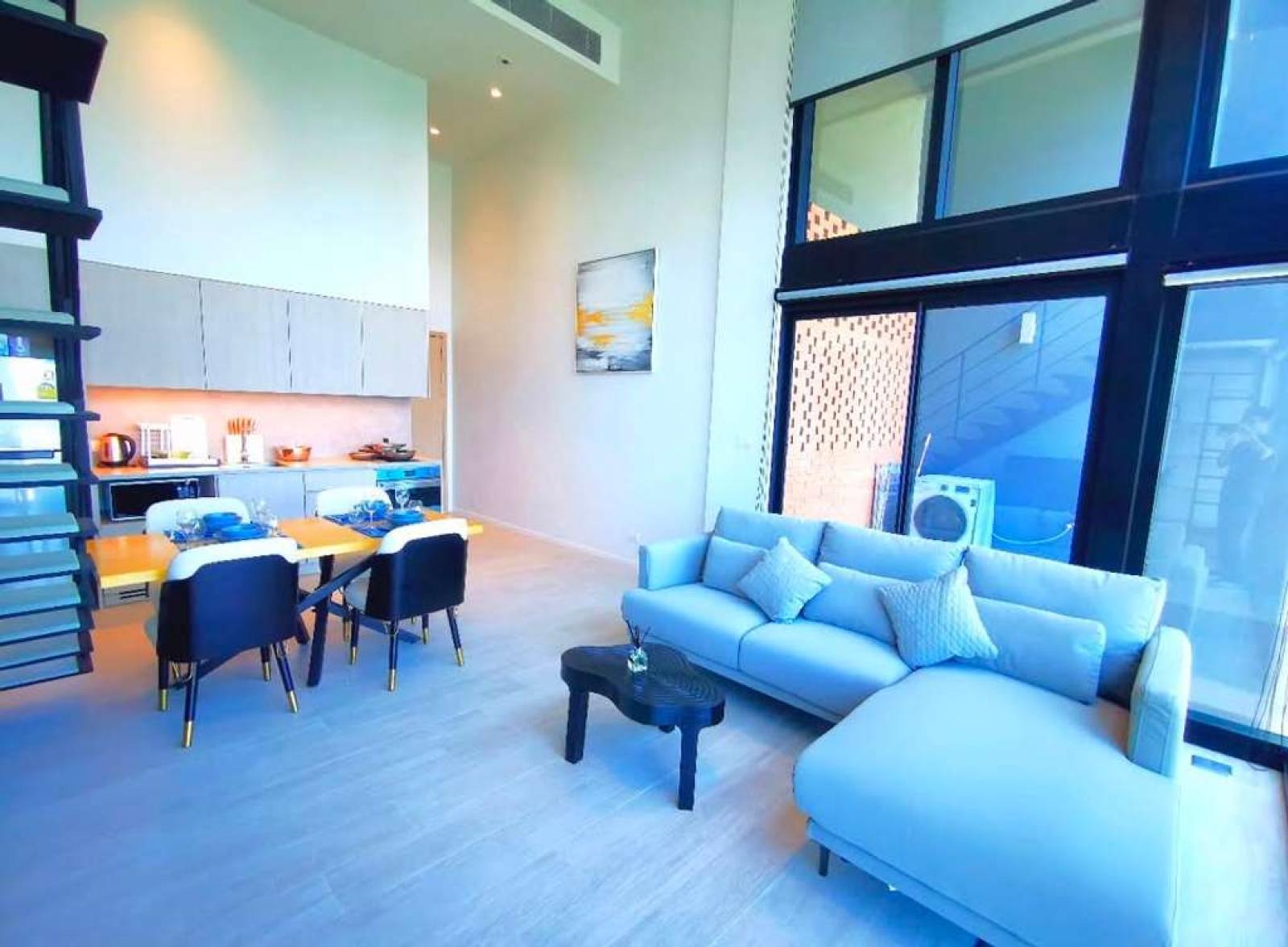 The Lofts Silom / Duplex 2 Bed (FOR RENT), เดอะ ลอฟท์ สีลม / ดูเพล็กซ์ 2 ห้องนอน (ให้เช่า) FAHH010