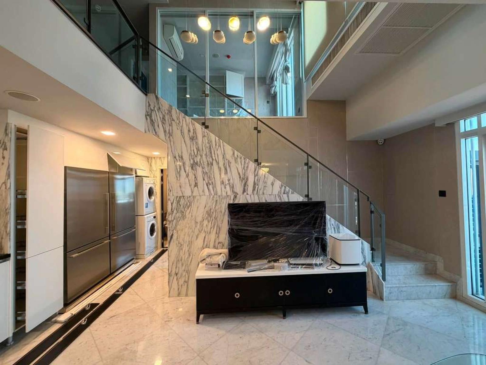 Maestro 01 Yennakart / Duplex 3 Bed (FOR RENT), มาเอสโตร 01 เย็นอากาศ / ดูเพล็กซ์ 3 ห้องนอน (ให้เช่า) FAHH014