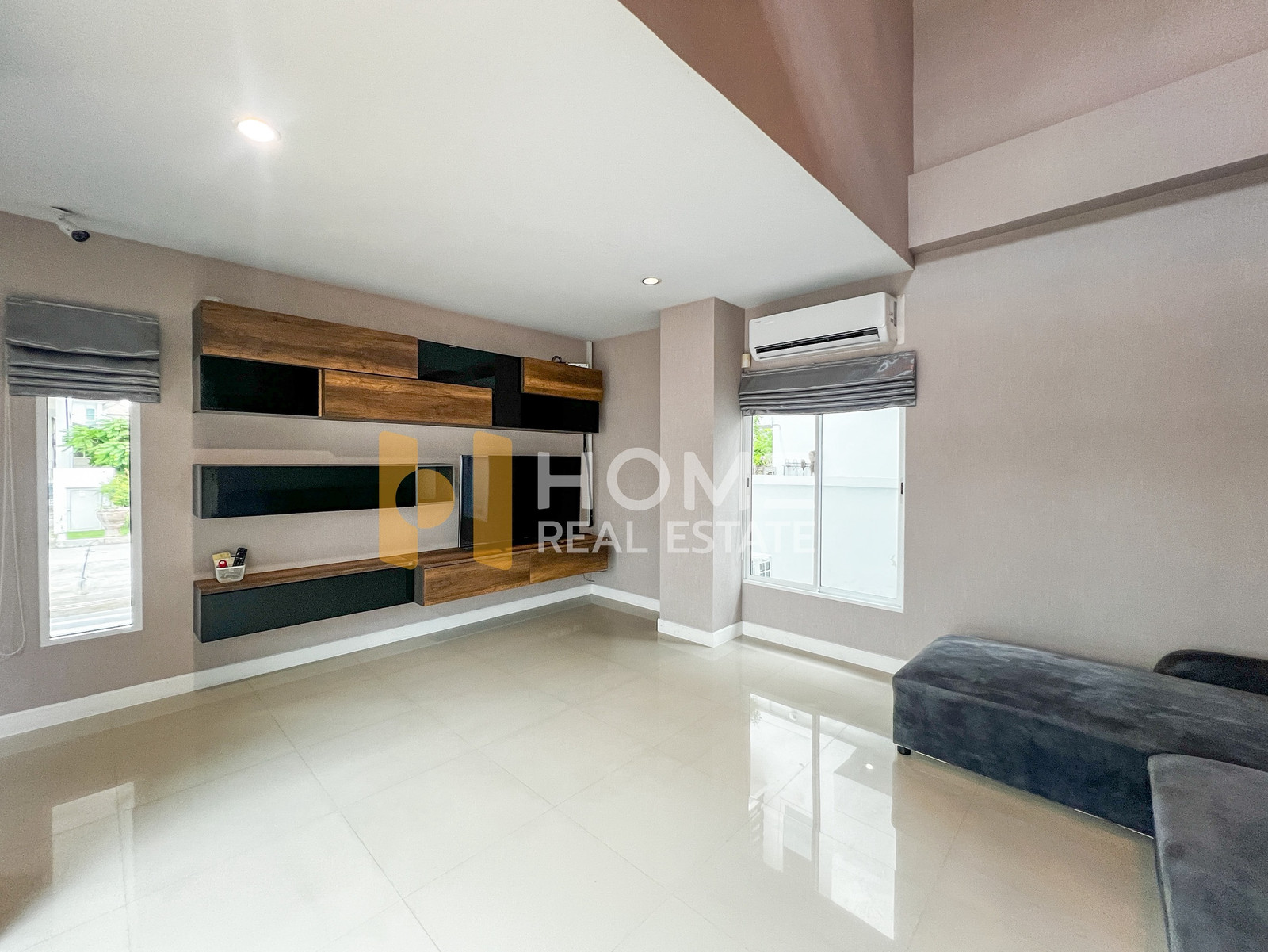 เนอวานา บียอนด์ ไลท์ พระราม 9 / 3 ห้องนอน (ขาย), Nirvana Beyond Lite Rama 9 / 3 Bedrooms (FOR SALE) BZD260