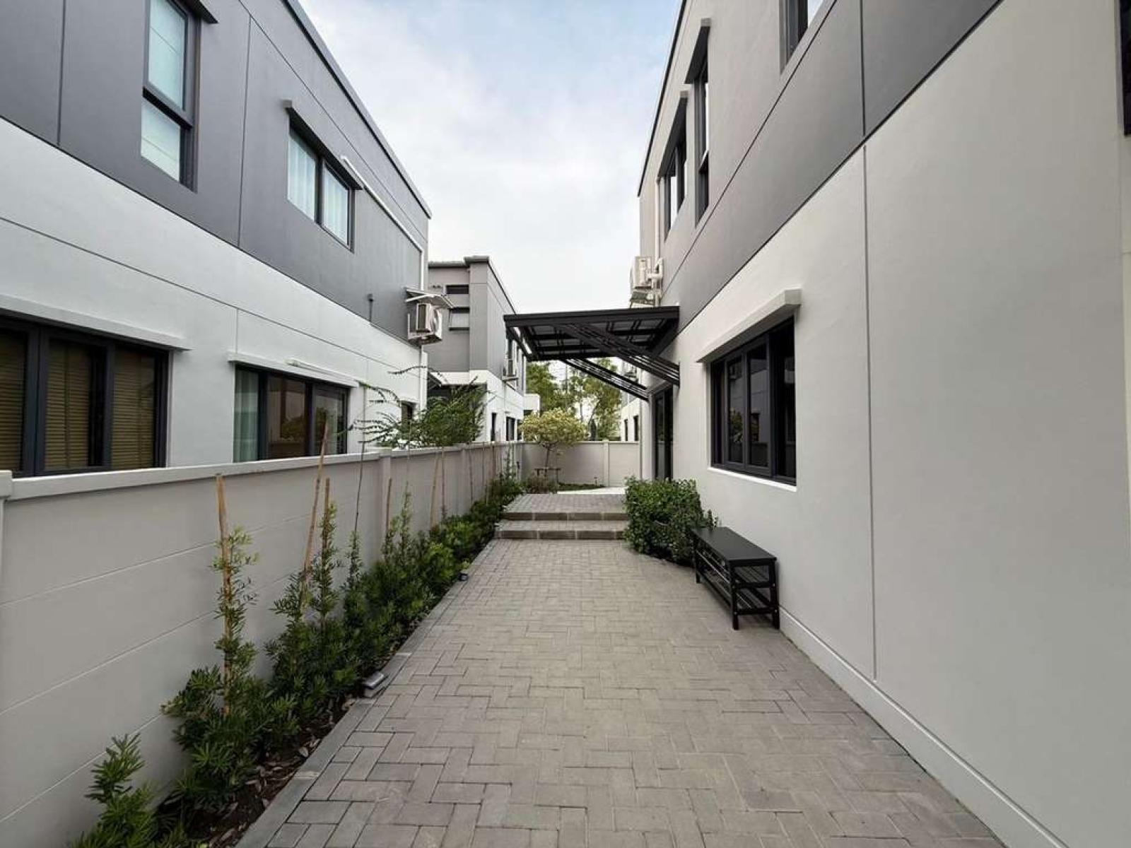 เซนโทร บางนา / 3 ห้องนอน (ขาย), Centro Bangna / 3 Bedrooms (FOR SALE) DA184