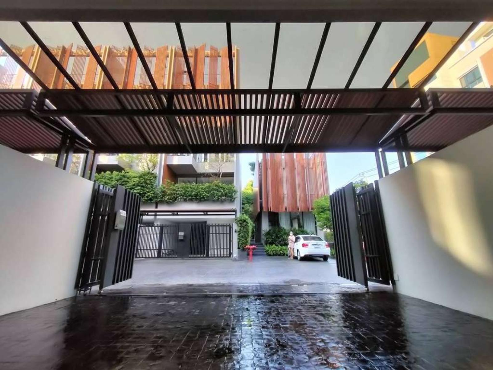 เดอะพาร์คเลน สุขุมวิท - แบริ่ง / 4 ห้องนอน (ขาย), The Park Lane Sukhumvit - Bearing / 4 Bedrooms (FOR SALE) DA204