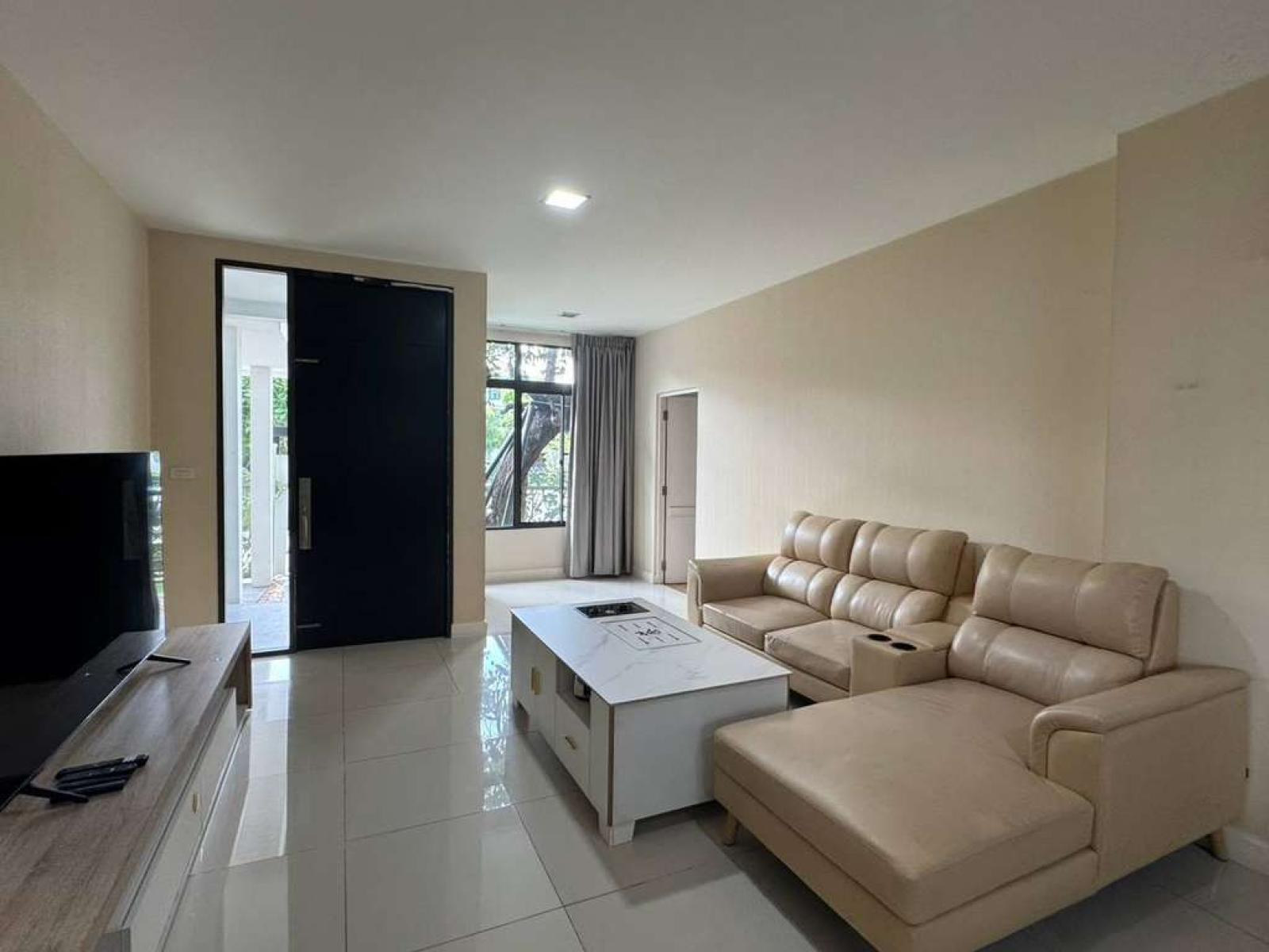 มัณฑนา กัลปพฤกษ์ - วงแหวน / 4 ห้องนอน (ให้เช่า), Mantana Kalapapruek - Wongwaen / 4 Bedrooms (FOR RENT) EARK118