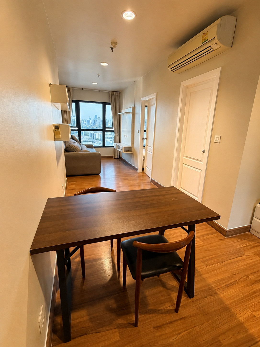 The Crest Phahonyothin 11 / 1 Bedroom (FOR RENT), เดอะ เครสท์ พหลโยธิน 11 / 1 ห้องนอน (ให้เช่า) LPIN023