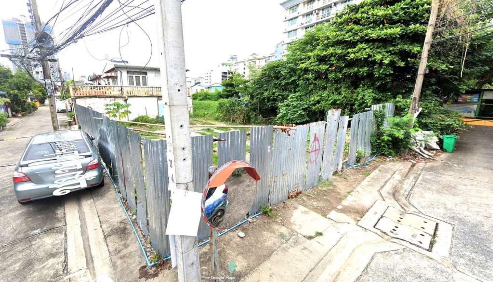 ที่ดิน ซอยสุขุมวิท 50 / 49 ตร.วา (ขาย), Land in Sukhumvit Soi 50 / 49 Square Wa (FOR SALE) GNG257
