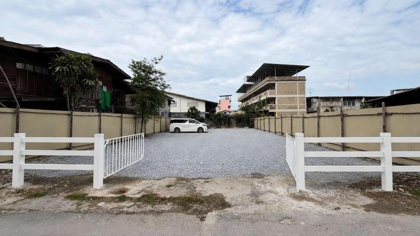 ที่ดิน พัฒนาการ แยก 1 / 120 ตร.วา (ขาย), ที่ดิน พัฒนาการ แยก 1 / 120 Square Wa (FOR SALE) FAS104