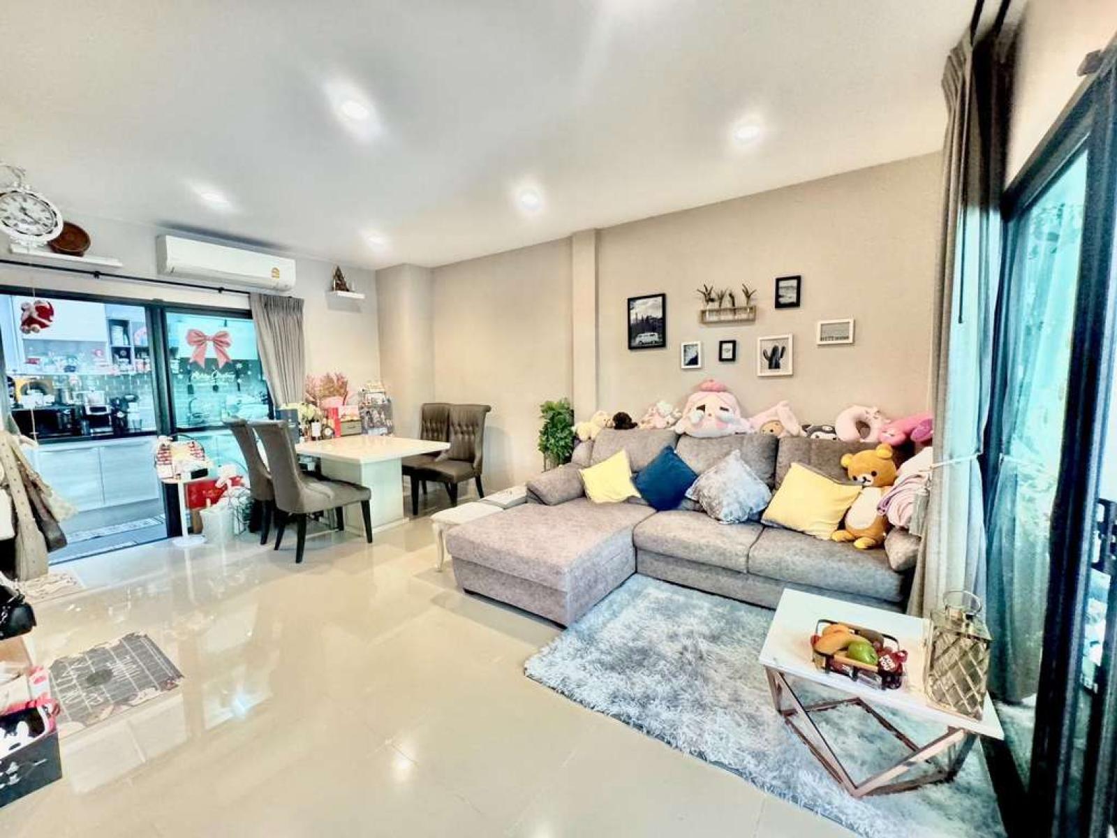 วี คอมพาวด์ ราชพฤกษ์ - ปิ่นเกล้า / 3 ห้องนอน (ขาย), V Compound Ratchaphruek - Pinklao / 3 Bedrooms (FOR SALE) EARK028