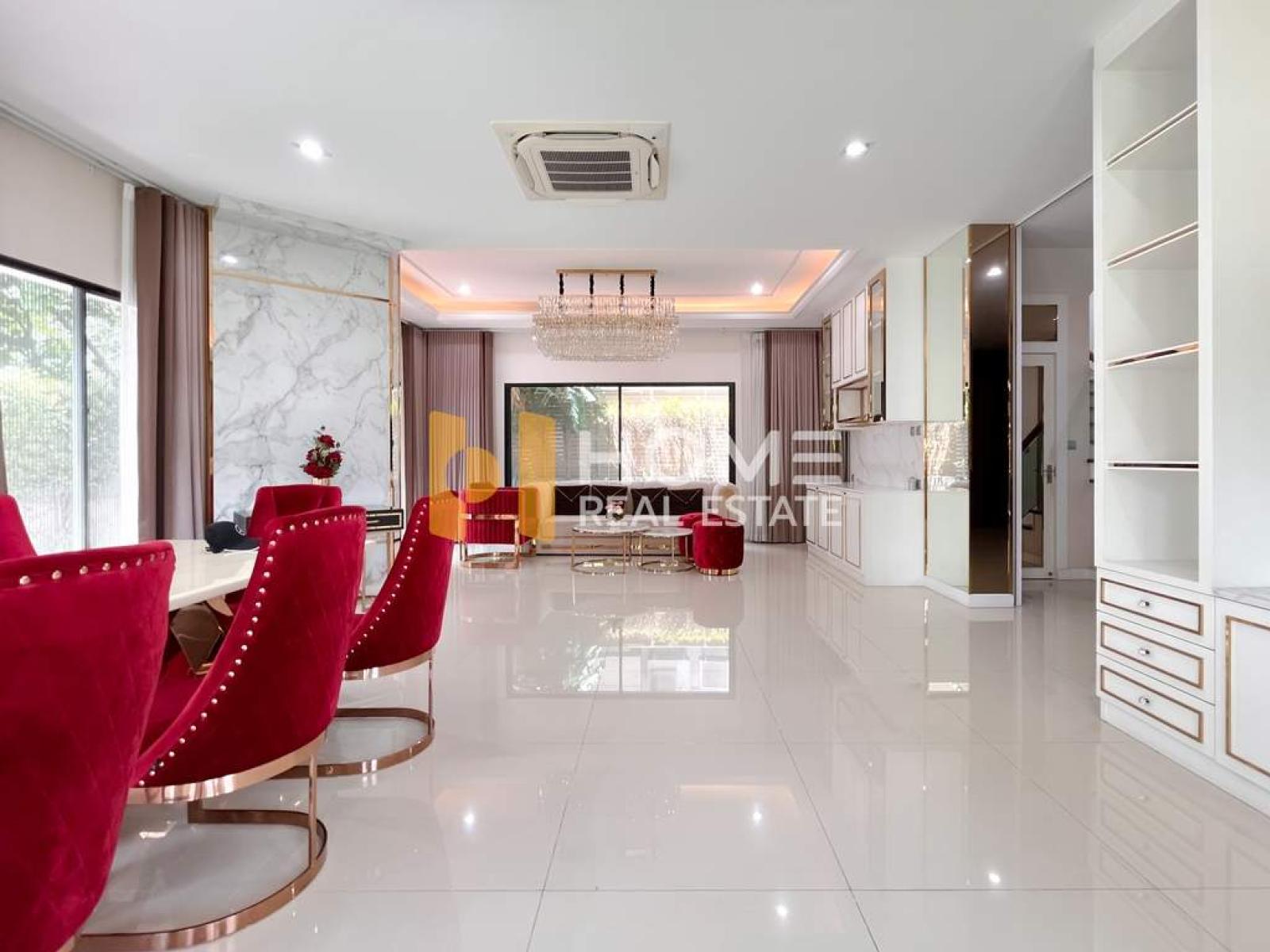 เดอะ แกรนด์ ลักซ์ บางนา - สวนหลวง / 4 ห้องนอน (ขาย), The Grand Lux Bangna - Suanluang / 4 Bedrooms (FOR SALE) POON323