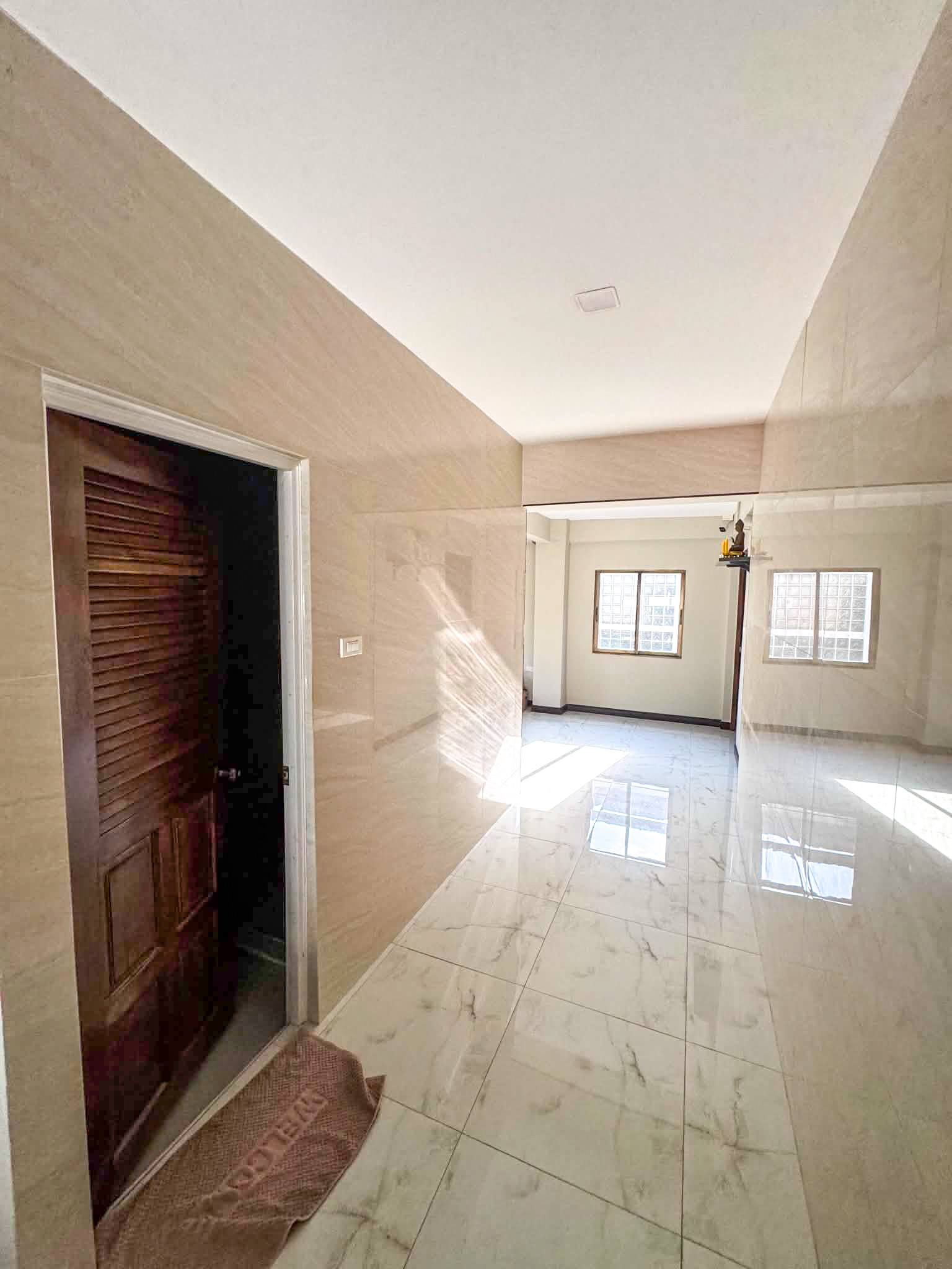 บ้านเดี่ยว หมู่บ้านรังสิยา ซอยอุดมสุข 58 / 4 ห้องนอน (ขาย), Detached house Rangsiya Village, Soi Udomsuk 58 / 4 Bedrooms (FOR SALE) GNG256